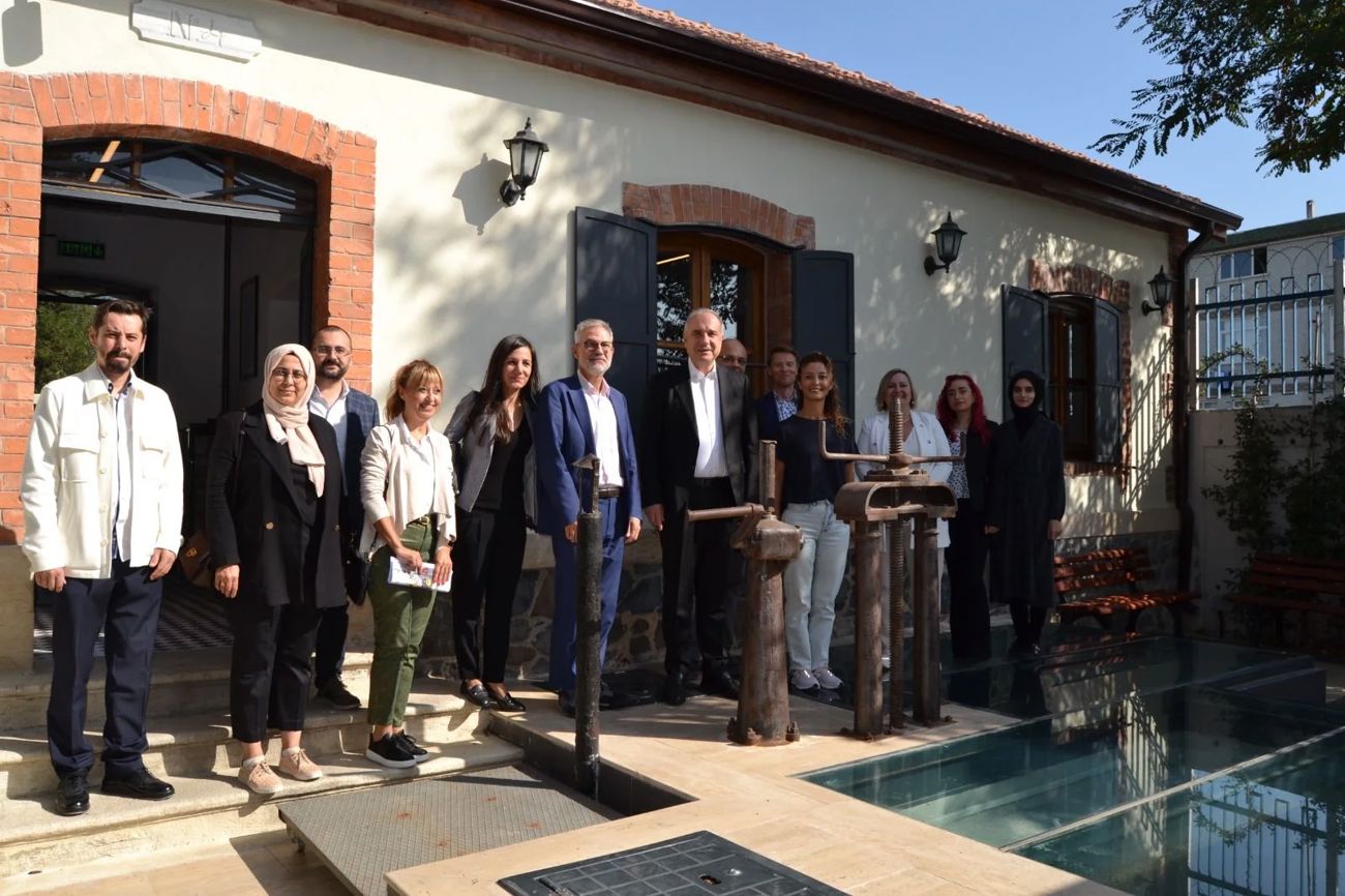 Hollanda Heyetine Tarihi Su Yolları Gezisi