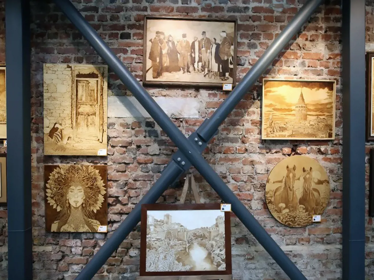 “Cumhuriyet İçin Sanat” Yakma Eserler Sergisi